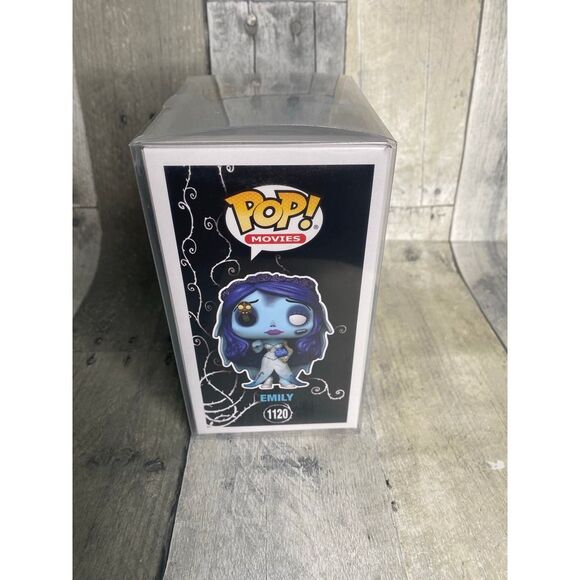 Funko Pop! Emily #1120 Diamond Collection Corpse Bride Hot Topic Exclusive - Picture 3 of 6